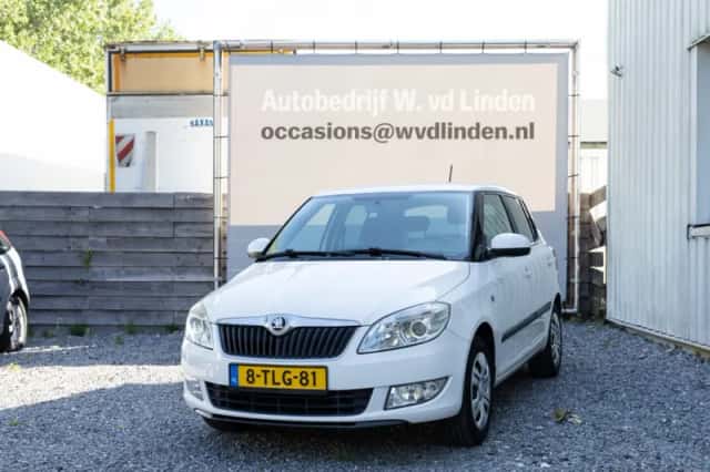 Škoda Fabia (2014) thumbnail 2