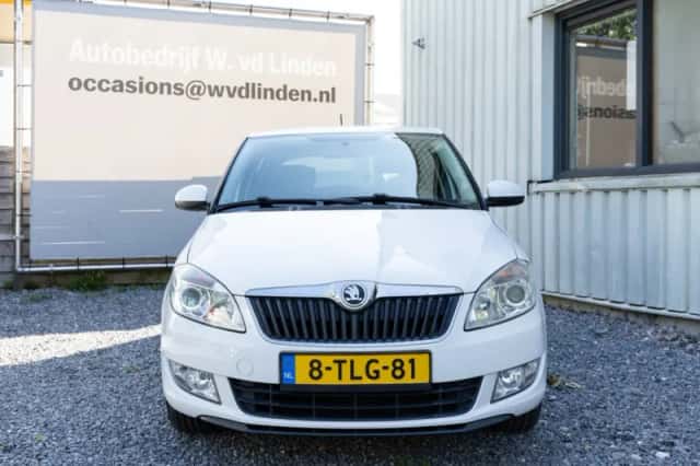 Škoda Fabia (2014) thumbnail 3