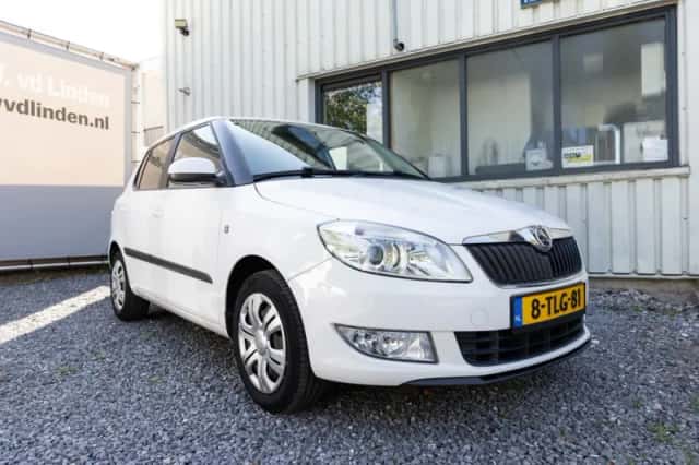Škoda Fabia (2014) thumbnail 4