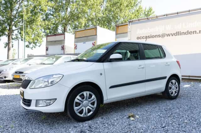 Škoda Fabia (2014) thumbnail 5