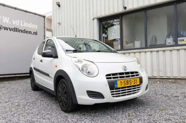 Suzuki Alto (2013) thumbnail 4