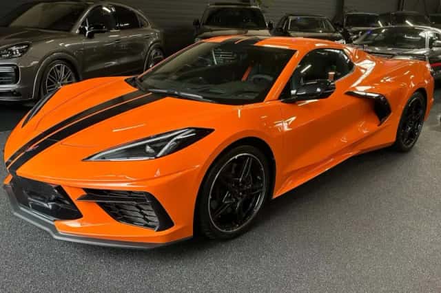 Chevrolet Corvette (2023) thumbnail 4