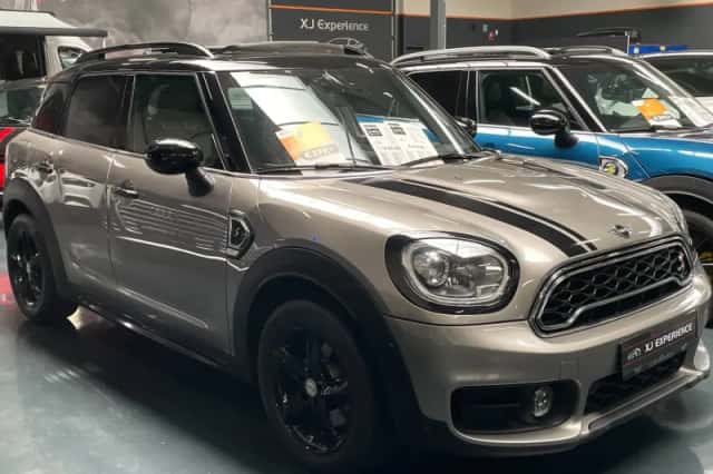 MINI Countryman (2019) thumbnail 4