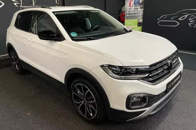 Volkswagen T-Cross (2020) thumbnail 3