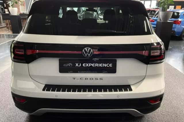 Volkswagen T-Cross (2020) thumbnail 6