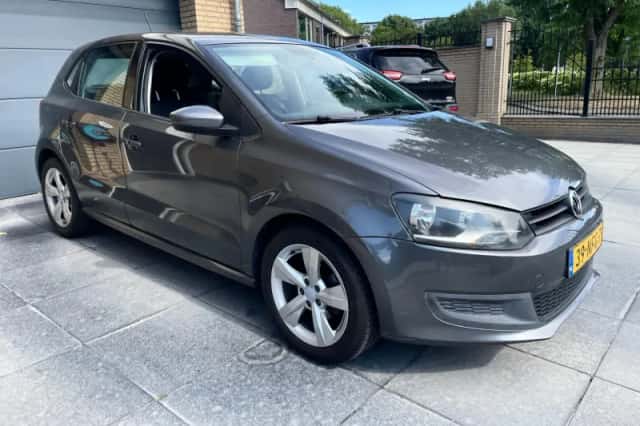 Volkswagen Polo (2010) thumbnail 3