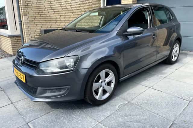 Volkswagen Polo (2010) thumbnail 4