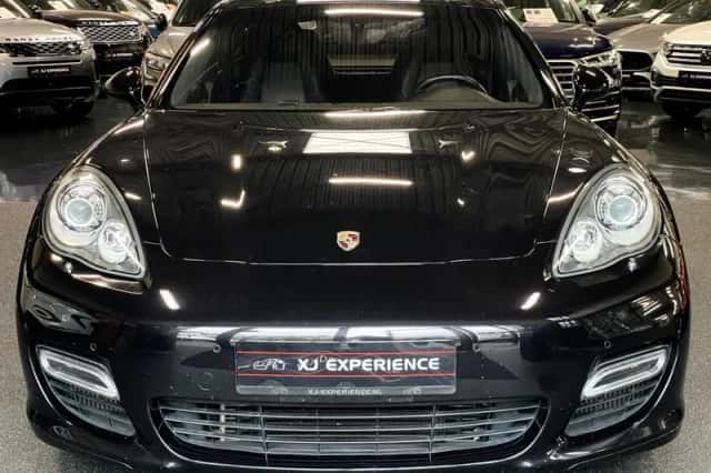 Porsche Panamera (2010) thumbnail 1
