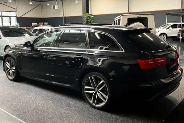 Audi A6 (2012) thumbnail 5