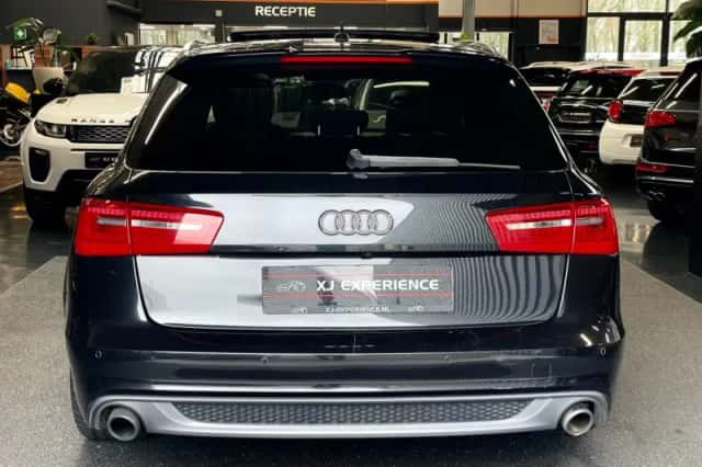 Audi A6 (2012) thumbnail 6