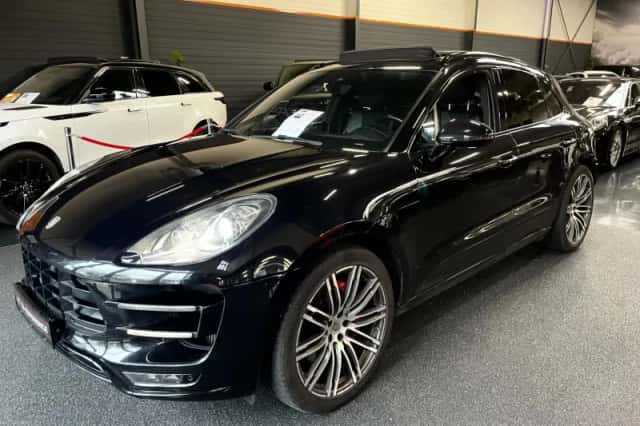 Porsche Macan (2014) thumbnail 4