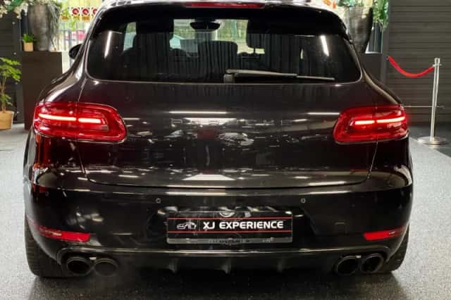 Porsche Macan (2014) thumbnail 6