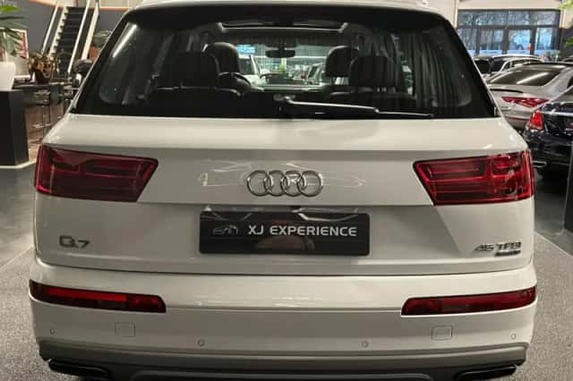 Audi Q7 (2019) thumbnail 6