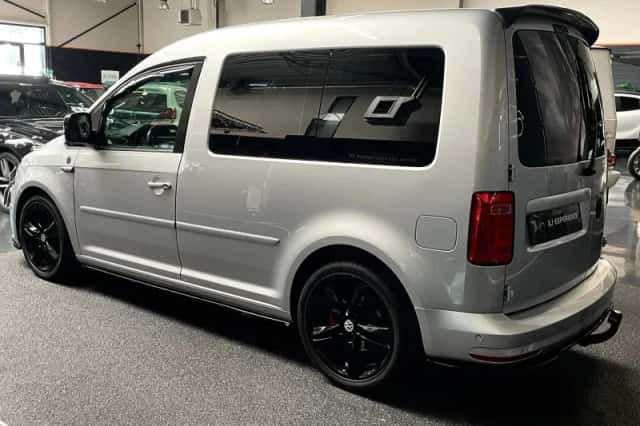 Volkswagen Caddy (2017) thumbnail 5