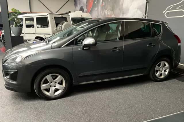 Peugeot 3008 (2014) thumbnail 5