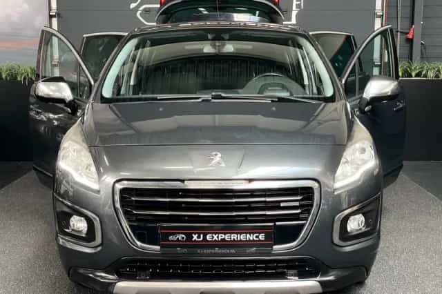 Peugeot 3008 (2014) thumbnail 6
