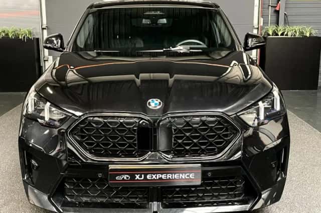 BMW X2 (2024) thumbnail 2