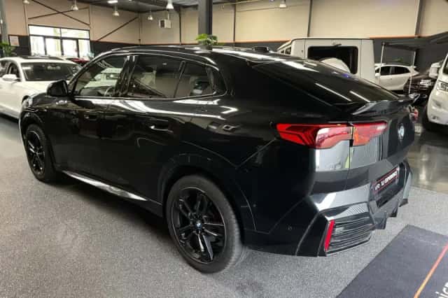 BMW X2 (2024) thumbnail 5