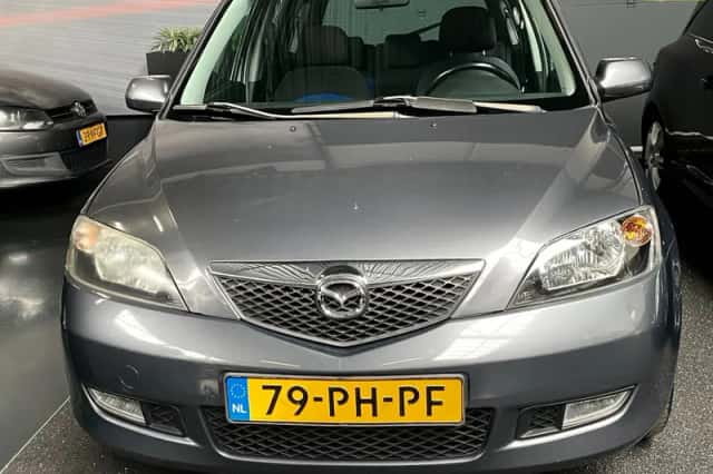 Mazda 2 (2004) thumbnail 1