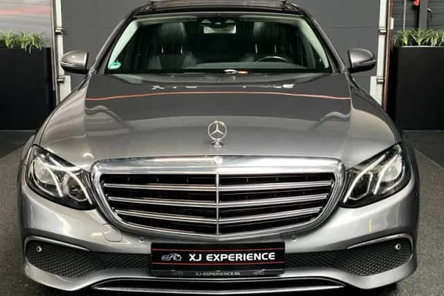 Mercedes-Benz E-Klasse (2017) thumbnail 2