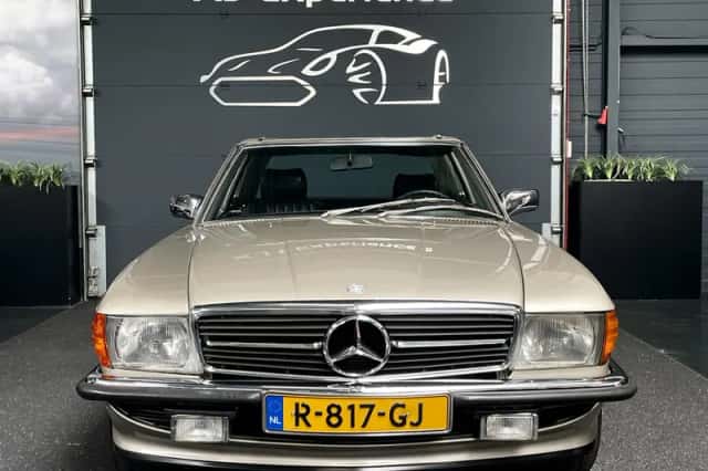 Mercedes-Benz SL-Klasse (1985) thumbnail 1