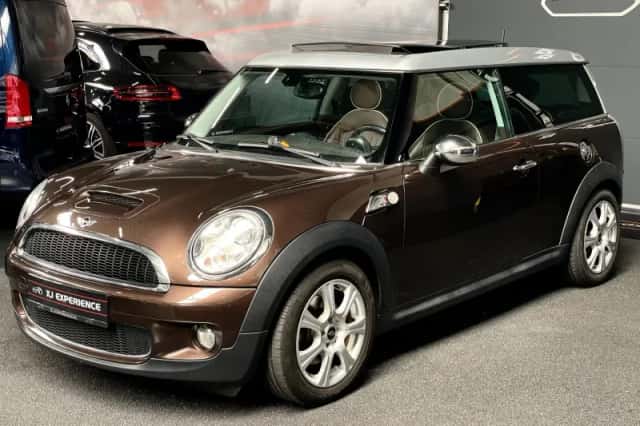 MINI Clubman (2008) thumbnail 4