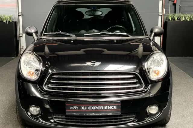 MINI Countryman (2011) thumbnail 3