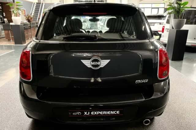 MINI Countryman (2011) thumbnail 6