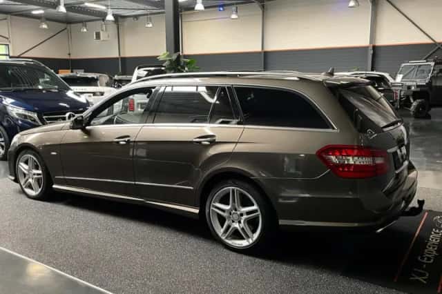 Mercedes-Benz E-Klasse (2012) thumbnail 5