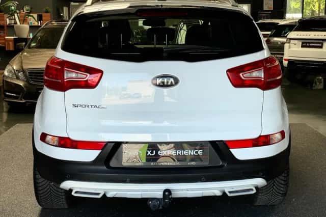 Kia Sportage (2010) thumbnail 6