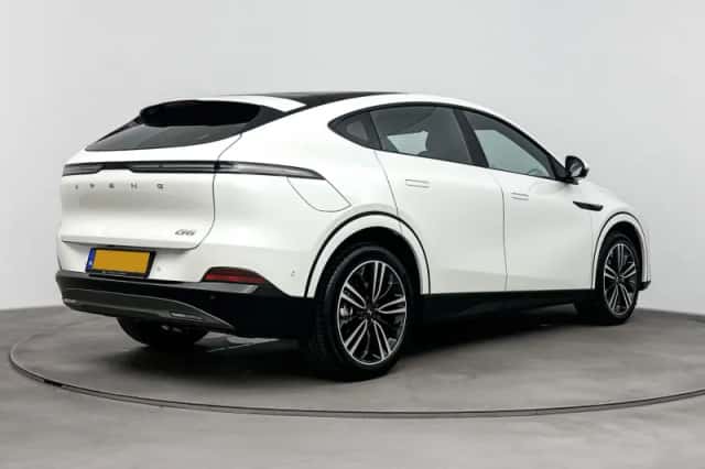 XPENG G6 (2024) thumbnail 2