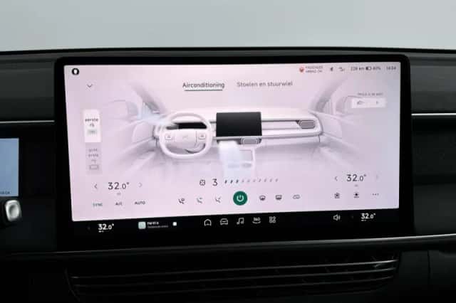XPENG G6 (2024) thumbnail 16