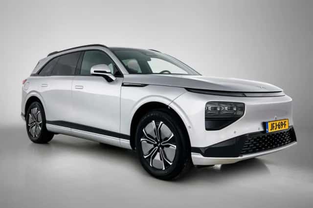 XPENG G9 (2025) thumbnail 6