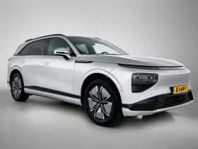 XPENG G9 (2025) thumbnail 6