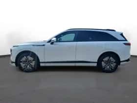 XPENG G9 (2025) thumbnail 2