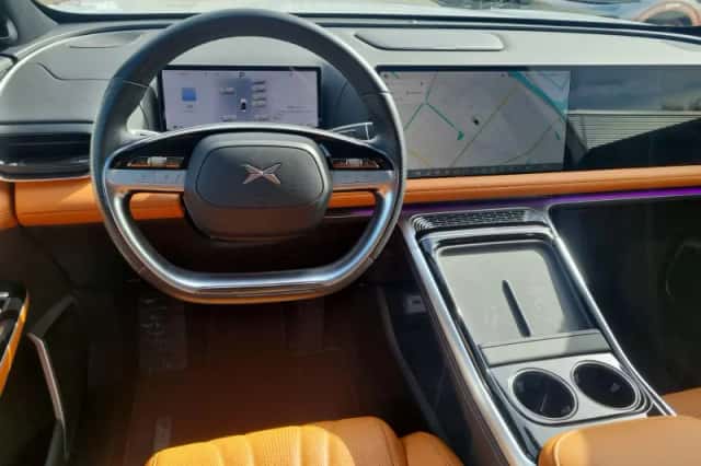 XPENG G9 (2025) thumbnail 11