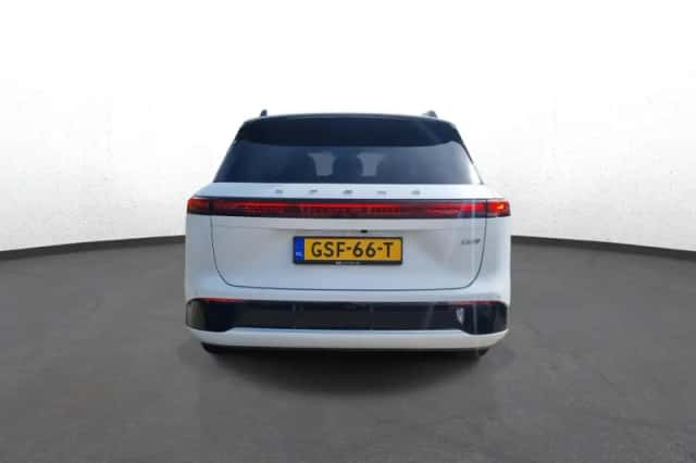 XPENG G9 (2025) thumbnail 4