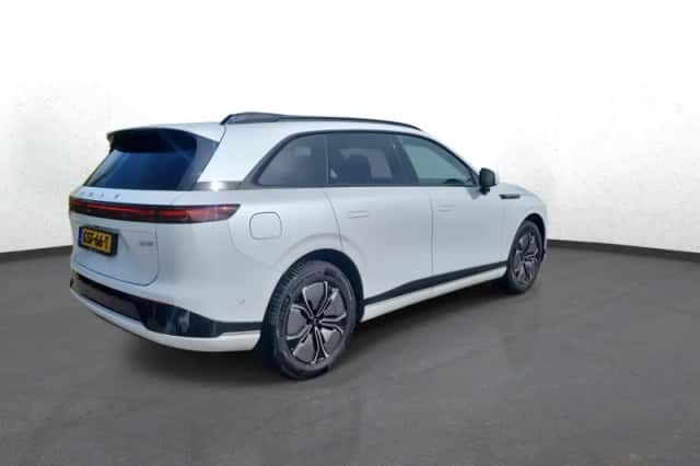 XPENG G9 (2025) thumbnail 5