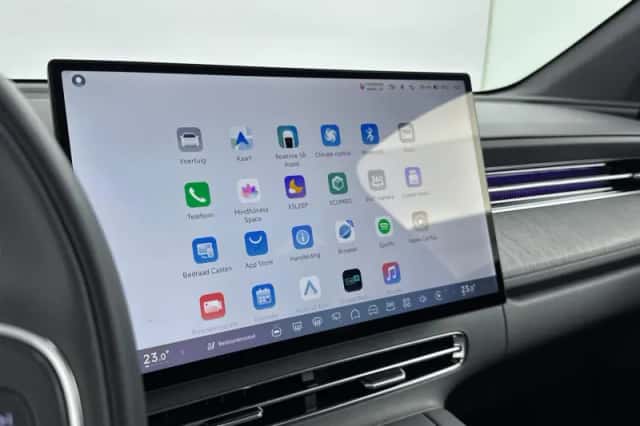 XPENG G6 (2025) thumbnail 12