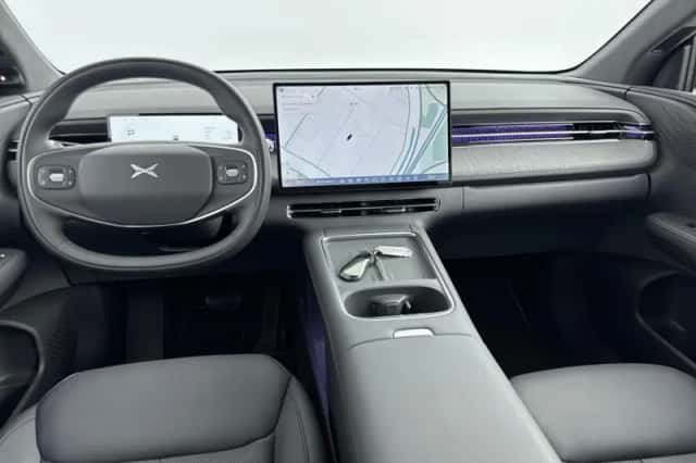 XPENG G6 (2025) thumbnail 8