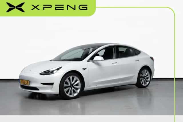 Tesla Model 3 (2020) thumbnail 1