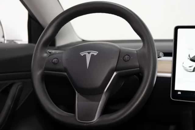 Tesla Model 3 (2020) thumbnail 17