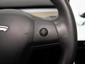 Tesla Model 3 (2020) thumbnail 19