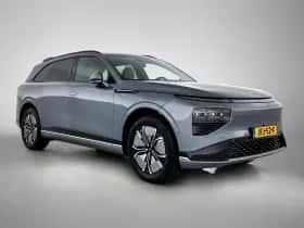 XPENG G9 (2025) thumbnail 5