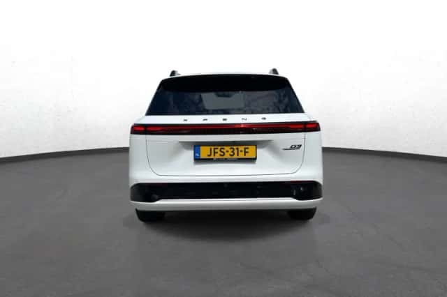 XPENG G9 (2025) thumbnail 6