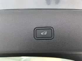 XPENG G9 (2025) thumbnail 16