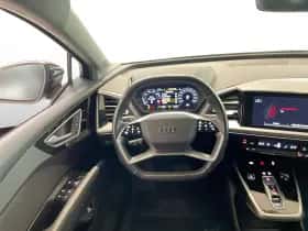 Audi Q4 (2022) thumbnail 12