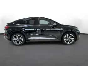 Audi Q4 (2022) thumbnail 6