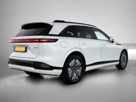 XPENG G9 (2026) thumbnail 2