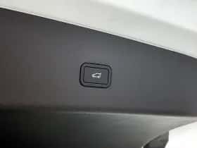XPENG G9 (2026) thumbnail 12